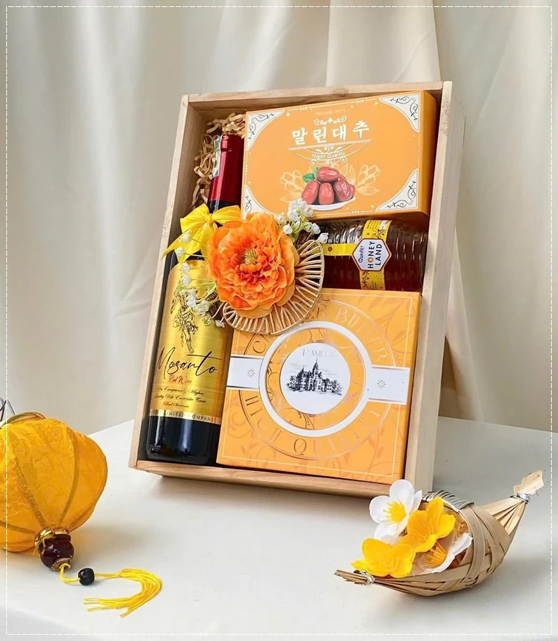 Những mẫu hộp quà tết đẹp mắt 2025