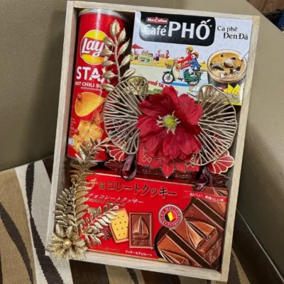 Mẫu hộp quà tone màu đỏ sang trọng