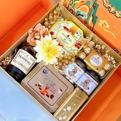 Hộp quà tết sang trọng với rượu ngoại
